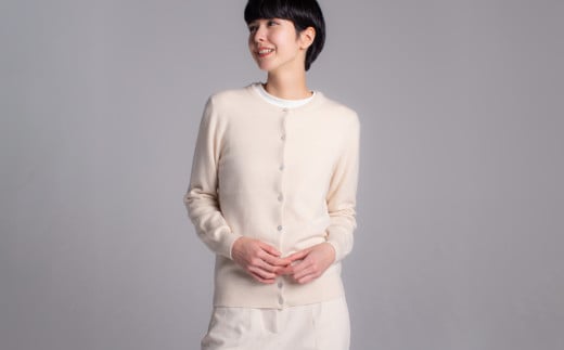 【期間限定(12/26～3/31)寄附額】【UTOカシミヤ】レディース超高級ベビーカシミヤカーディガン（エクルベージュ2L）岩手県 北上市 U0054