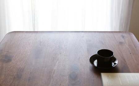 天然木 の上質な手触り ダイニングテーブル / ウォールナット材 または オーク材 【HIRASHIMA】AGILE Dining Table 084 受注生産