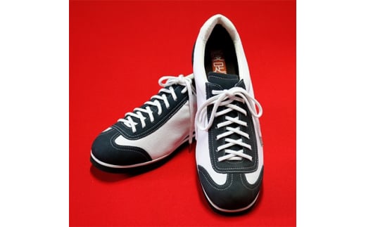 
カジュアルシューズ(ホワイト/ネイビー) /25cm【1069547】
