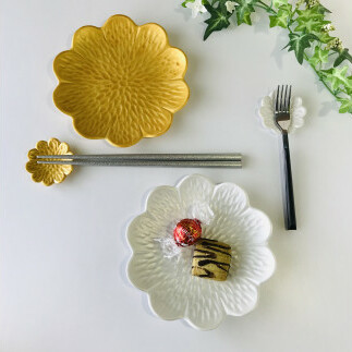 有田焼 flower plate 野菊/金銀彩（銘々皿・豆皿 計4ヶセット）深海三龍堂 食器 おしゃれ お皿 プレート 取り皿 ケーキ皿 パン皿 A25-267_イメージ4