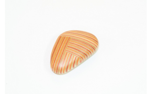 【ウッドデザイン賞受賞】 木製 ペーパーウェイト koishi-tr ora 北海道 芦別市 滝澤ベニヤ [№5342-0074]