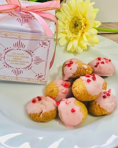 チョコ好きさんにオススメ!!チョコロールケーキ&サクほろプレジールクッキー ※着日指定不可 ※離島への配送不可◇