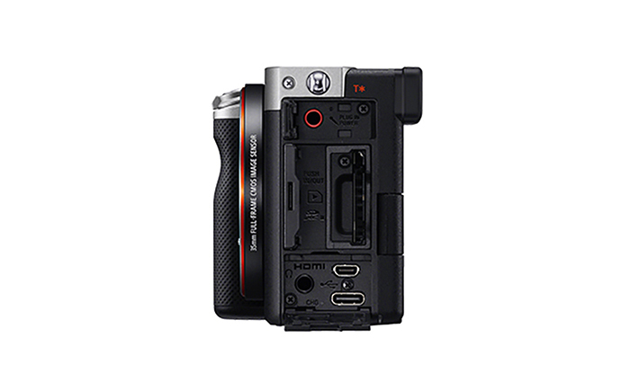 【台数限定】 デジタル 一眼カメラ α7c ボディ 【シルバー (ILCE-7C S)】 ソニー SONY カメラ アルファ フルサイズ ミラーレス [BHBZ019]