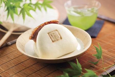 BJ083 岩崎本舗 【3回定期便】長崎角煮まんじゅう 12個入・大とろ角煮まんじゅう 10個入 (箱) [長崎県 島原市]