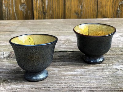 【ガラス工芸品】ガラス黒薩摩 桜島灰酒器(片口・盃2個)(宮澤ガラス/130-1039)