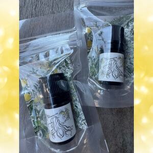 【実生ゆず】エッセンシャルオイル 5ml【配送不可地域：沖縄県】【1676968】