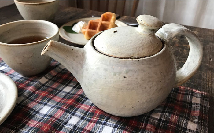 [受注生産] アイボリーシリーズ ポット 糸島市 / うつわと手仕事の店 研  器 陶器 食器 手作り クラフト [ARD032]