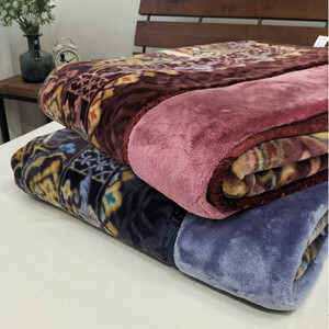 【シングル2枚組】吸湿発熱シルキータッチ2枚合わせ毛布(140×200cm)×1セット（ピンク1枚・ブルー1枚）  YO-4700-2P