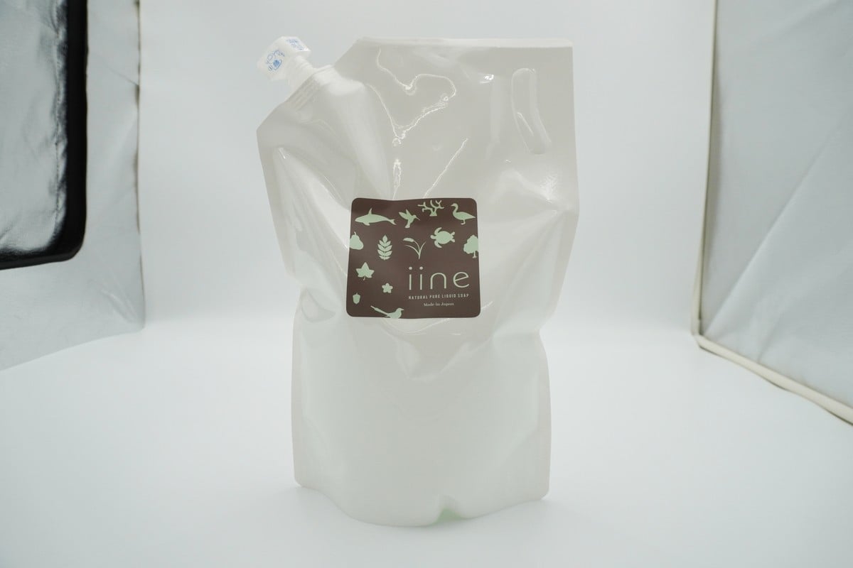 
            いいね せっけん(つめかえ用/1.7Kg)×1パックセット 東京 新宿 せっけん つめかえ用 液体 国産 衣類 寝具 食器 ベビー用品 浴室 石鹸 肌に優しい 敏感肌 0038-007-S07
          