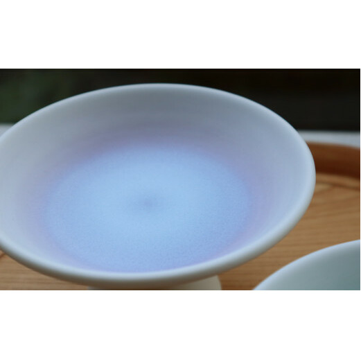 【まるふくオリジナル】有田焼 Pale Crystal 高台小皿 2点セット 食器 うつわ 器 デザート皿 グラデーション A20-510_イメージ4
