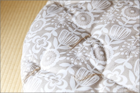 体に優しい天然繊維 手作り まる座布団