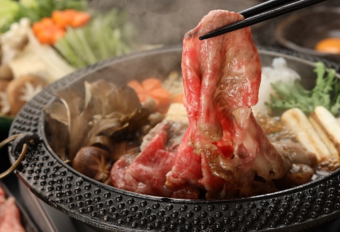 【冷凍】飛騨牛ももすき焼  300g  牛肉 国産 ブランド牛【22-4】