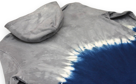 藍染めタイダイパーカーG  ASCENSION  黒部の名水染め　ファッション 服 男性 メンズ 女性 レディース トップス  絞り染め おしゃれ 染物 プレゼント Mサイズ