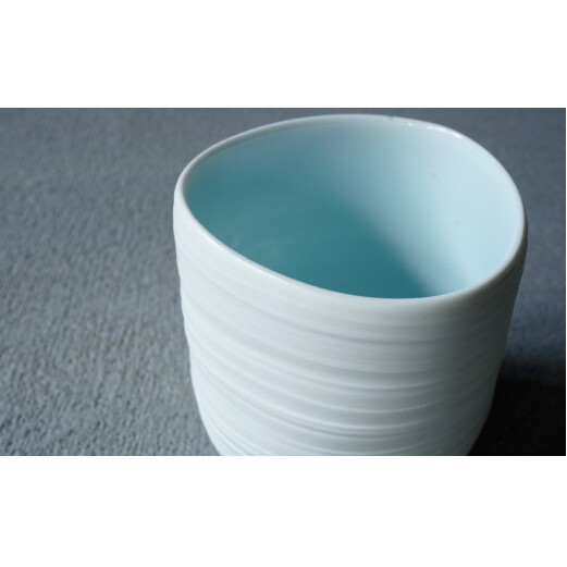 有田焼 白妙磁湯呑B【晩香窯・庄村久喜】食器 うつわ 器 湯呑 おしゃれ プレゼント モダン シンプル お茶 青 A30-514_イメージ5