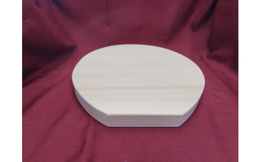 H-24 青森ヒバ まな板 丸型 ｜ 調理器具 キッチン用品 キッチン キッチングッズ まな板 キッチン 台所 調理 料理 まないた マナイタ 木製 抗菌 防虫 消臭効果 自立 収納 便利 お取り寄せ