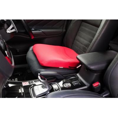 ふるさと納税 小牧市 車でもスポッとクッション(レッド)[023M18-02] |  | 01