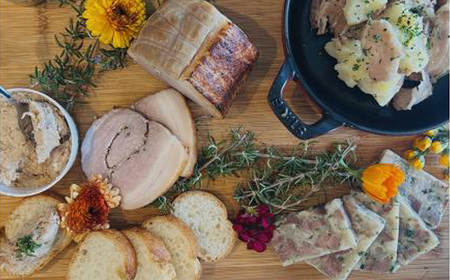 『香心ポーク』 加工品 詰め合わせ おまかせ 7品 セット 約1.2kg A5B2 豚肉 冷凍 熊本県産 【有限会社 コーシン】[AYCK022]