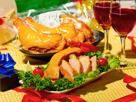 【2025クリスマス】 クリスマス限定 「ベリータルト＆骨付きチキン」