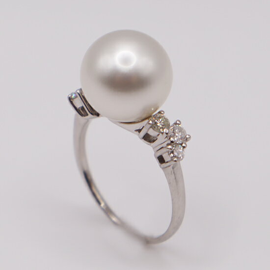 【ふるさと納税】1930 Pt900 南洋白蝶真珠11.2mmダイヤモンド0.33ctリング