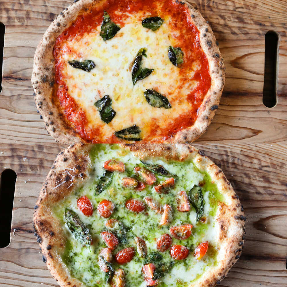 【ふるさと納税】【 ナポリピッツァ専門店が作る薪窯焼き 冷凍 ピッツァセット 】王道 マルゲリータ ×2枚、フレッシュトマトとバジルソースでさっぱり マルゲリータ・ビアンカ ×1枚 / ピザ ぴざ 冷凍 ピザ窯 330 320g ピザ 熊本県 菊陽町【堀川ピッツァ】[BHBV013]