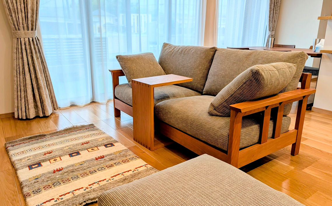 No.1192-01 府中家具　コノ字サイドテーブル　レッドオーク