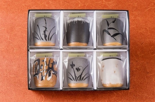 
            食べられる唐津焼陶片せんべい（6枚入り）
          