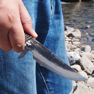 ふるさと納税 香美市 【土佐打刃物】アウトドアナイフ 黒打ち仕上げ ロープ巻き 刃渡り10cm |  | 01