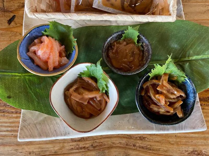 ・いかの塩辛4種【 惣菜 王様の塩辛 ゆず風味 焼きわた 極みわた めんたい お取り寄せ 御中元 お中元 お歳暮 父の日 母の日 贈り物 日本酒 焼酎 塩辛 塩辛】【 家庭用 自宅用 贈答品 贈答用 