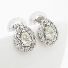 甲府市発 プラチナ ダイヤモンド ピアス 0.4ct ペアシェイプ [PS-0641-2PT]