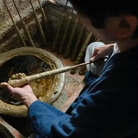 国内産ハゼの実蝋を100%使用して作った〈伝統工芸品　和ろうそく〉ダルマ25本入り【1124233】