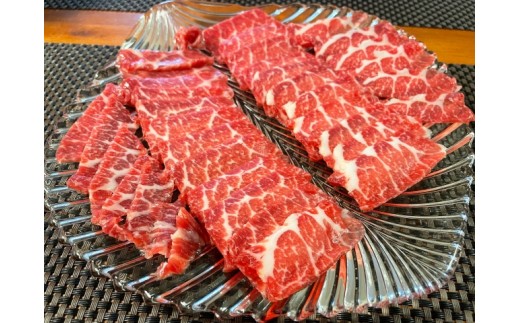 霜降り中トロ馬刺し 約600g（200g×3パック） |馬刺し 鮮馬刺し 霜降り 中トロ 馬刺し とろける 馬刺 長野 信州 濃い旨み 贅沢 馬肉 お肉 刺身 冷凍 小分け 送料 無料 伊那 信州【017-26】