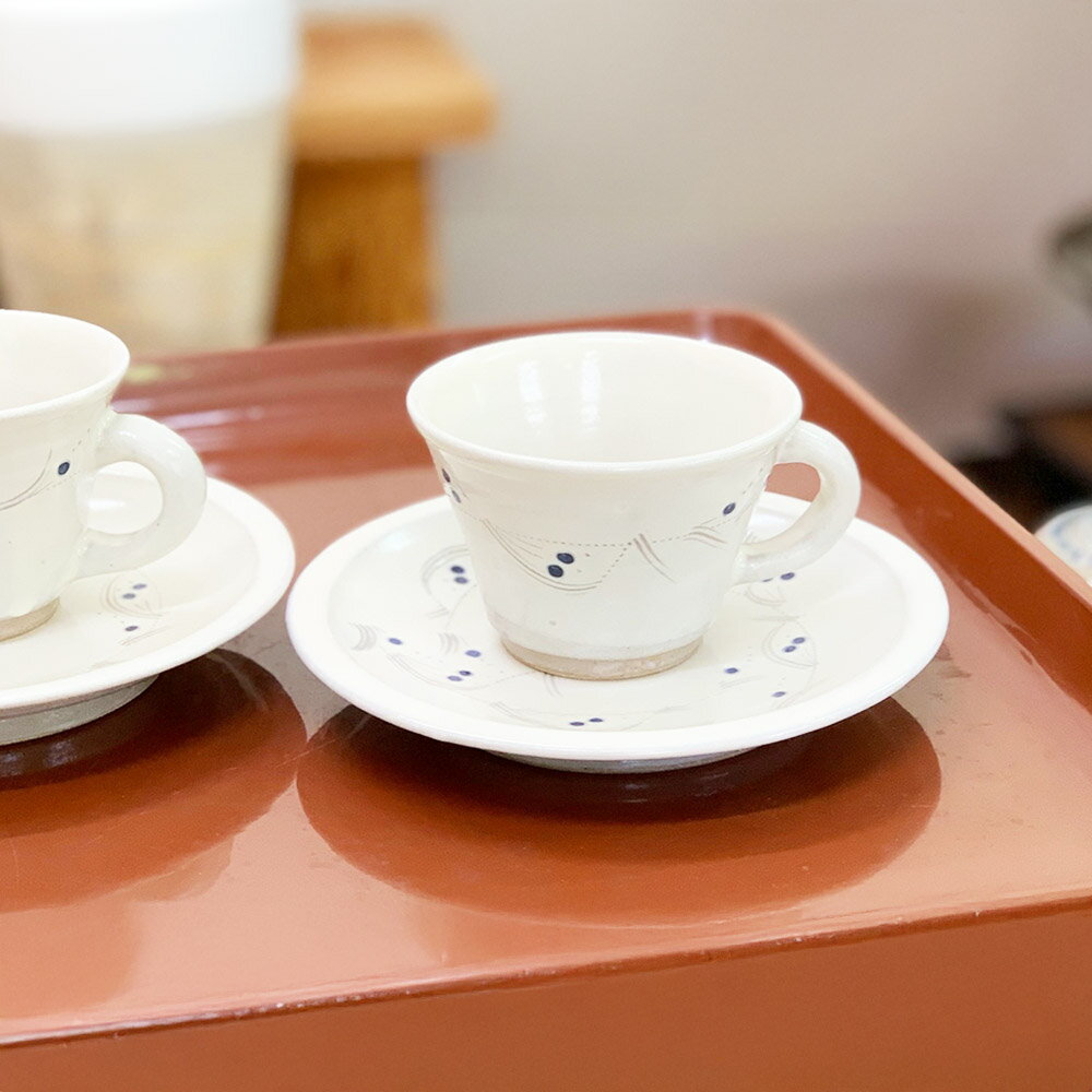 【ふるさと納税】数珠玉文 コーヒーカップ 2客セット 飯岳窯 甲斐一 陶磁器 食器 マグカップ ソーサー 福岡県 香春町 送料無料