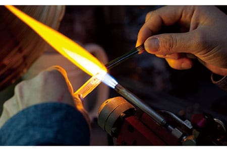 cocoroアロマフックピアス Pt900（プラチナ） 《糸島》【タビノキセキ】アクセサリー ガラスアクセサリー [ADB020] フックピアス プラチナ ピアス アロマ 精油