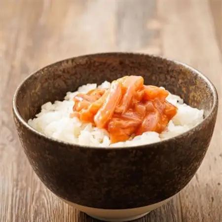 北海道産 極上の逸品 いか塩辛【瓶】270g×8個セット【配送不可地域：離島】【1624529】