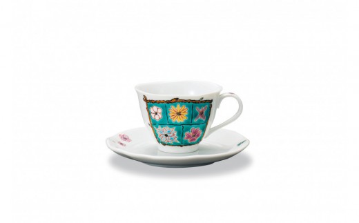 
                  カップ&ソーサー フラワーBox グリーン 岩田玲子 民芸品 工芸品 ティーカップ コーヒー 紅茶 食器 キッチンアイテム キッチン雑貨
                
