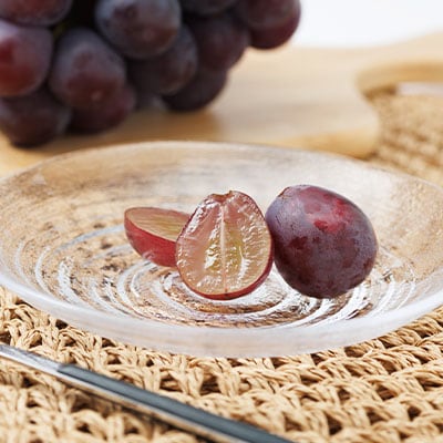 【2026年先行受付】果汁たっぷり朝採りピオーネ2kg【配送不可地域：離島・北海道・沖縄県】