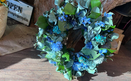 【ブルー】ドライフラワー リース　Mサイズ【flowerbasket namika】 [AKGA004-4]