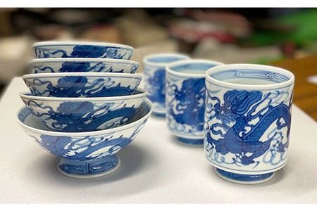 【波佐見焼】龍絵 飯碗 湯呑 セット 茶碗  食器 皿 【台丹窯】 [VC01] 
