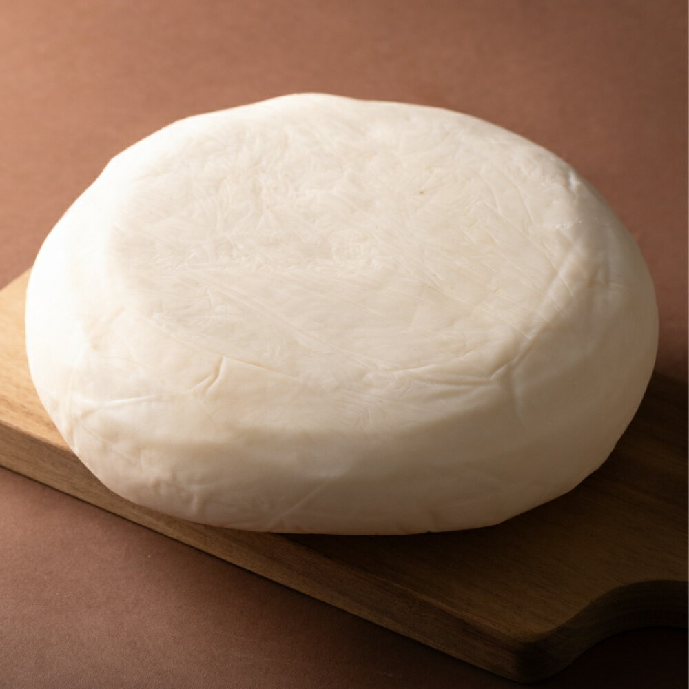 【ふるさと納税】ワンホールチーズ 約1.8kg 1個 おつまみ お酒のお供 おやつ 生乳 乳製品 冷蔵 北海道産 国産 北海道 中札内村 送料無料 [041-0107]