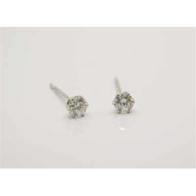 ふるさと納税 甲府市 プラチナ900 ダイヤモンドピアス(Dカラー・0.2ct)K027903-H |  | 01