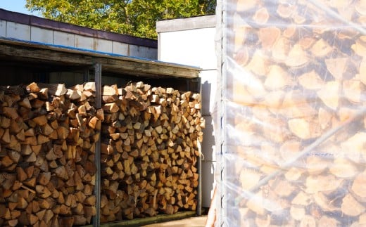 薪セットC（薪:約15kg、スウェーデントーチ、焚付） 自然乾燥 薪 まき マキ キャンプ 木 アウトドア キャンプファイヤー 広葉樹 針葉樹 白樺 混合