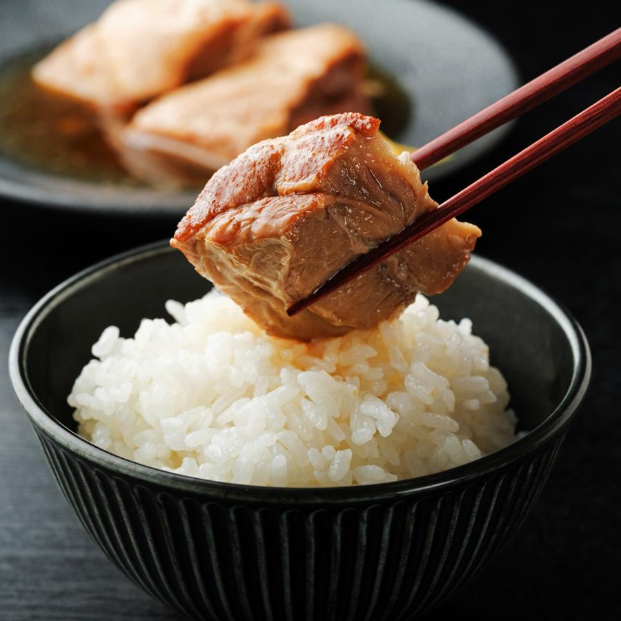 ＜小塙＞豚の角煮・もつ煮込セット