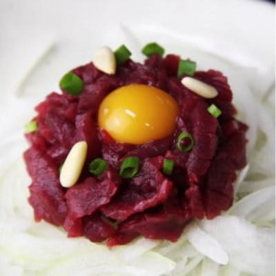 ふるさと納税 飯島町 大成オリジナル　ユッケ用馬刺し　刻み馬刺し500g(10人前) |  | 01