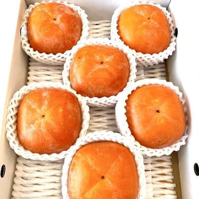 ふるさと納税 美浜町 【秋の味覚】和歌山産たねなし柿約2kg  化粧箱入り(2L〜4Lサイズ)【美浜町】2026年度発送 |  | 03