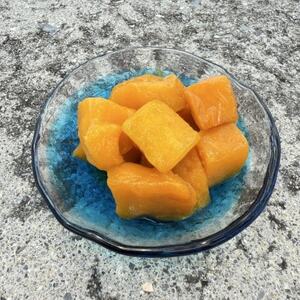 今帰仁産 山城フルーツ園の冷凍キンミツマンゴー 600g(300g×2パック)【配送不可地域：離島】【1662751】