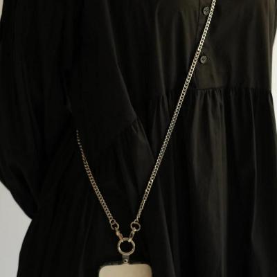 ふるさと納税 渋谷区 【LENERAスマートフォンショルダー】smartphoneshoulderyurve/silver |  | 01