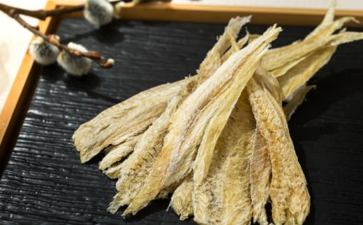 むしりこまい 65g×2個セット | 北海道産 氷下魚（こまい）の乾物 魚干物 魚介類 海鮮 絶品 人気 笹谷商店 直営 釧之助本店 高級 北海道 釧路町 釧路超 特産品