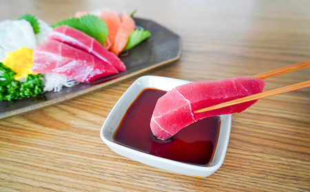 G-54　【明治2年創業 カネヰ醤油】風味醤油「うまみ」こいくち・うすくち各500ml×3本セット