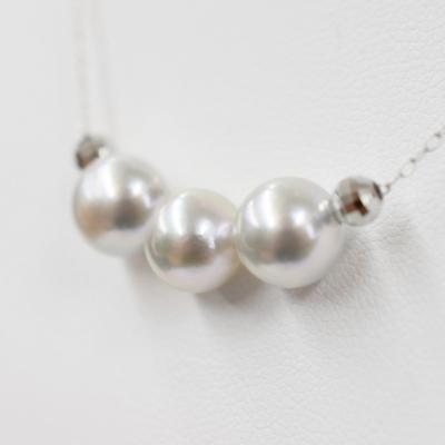 ふるさと納税 天草市 8-8.5mm あこや真珠 3連ネックレス シリコン入りミラーボール K18WG_S085-375 |  | 01