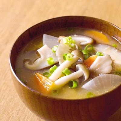 ふるさと納税 長野市 信州産　無添加カップ味噌(コシヒカリ味噌×2個、こがね味噌×2個)各500g合計2kg 詰合せ |  | 03